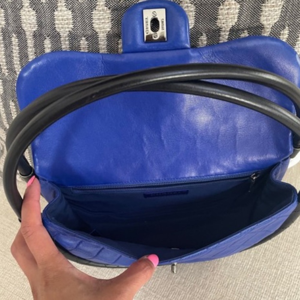 CHANEL LIMITED EDITION BAG - Picture 8 of 15
